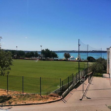 Apartment Vera, 80 M From The Sea Novigrad Istria Esterno foto