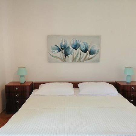 Apartment Vera, 80 M From The Sea Novigrad Istria Esterno foto