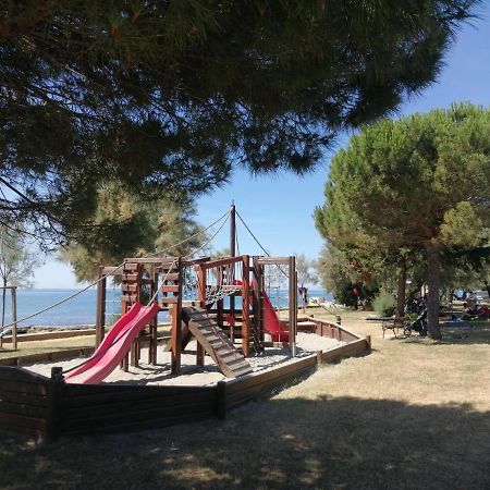 Apartment Vera, 80 M From The Sea Novigrad Istria Esterno foto